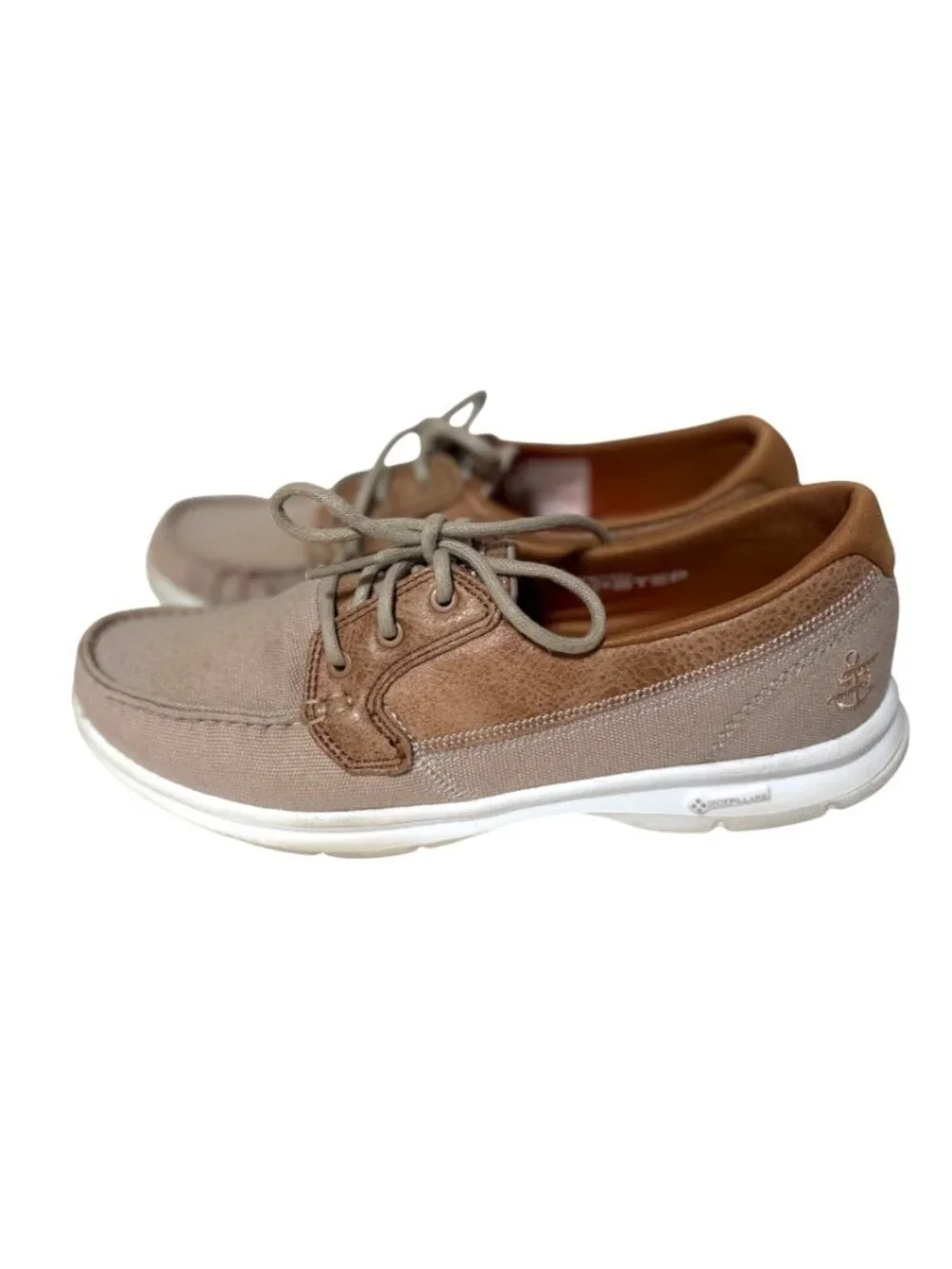 Skechers GOGO Max Womens Size 8 Tan Lace Tie Up Sneaker Shoes Comfort Boat